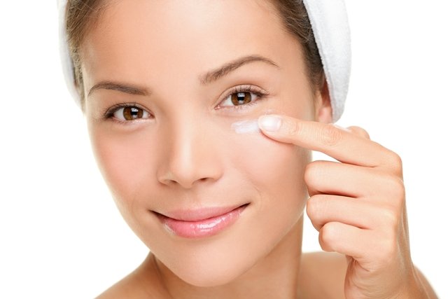 Dark circles cream: how to choose the best