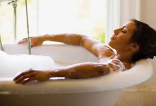 A hot bath burns the same amount of calories as walking