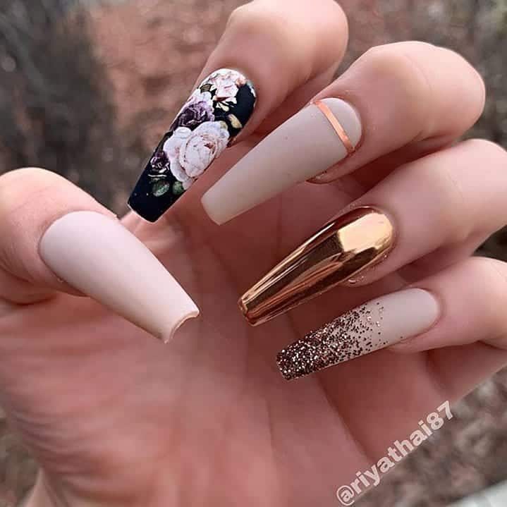 Ballerina nails, discover the new trend that has been making women's hands