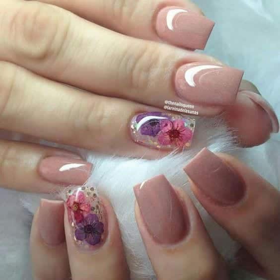 Fiberglass nails, everything you need to know