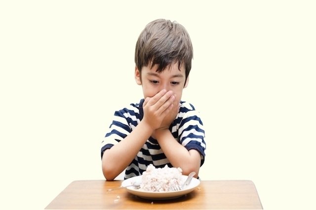 5 strategies for your child to eat solid foods