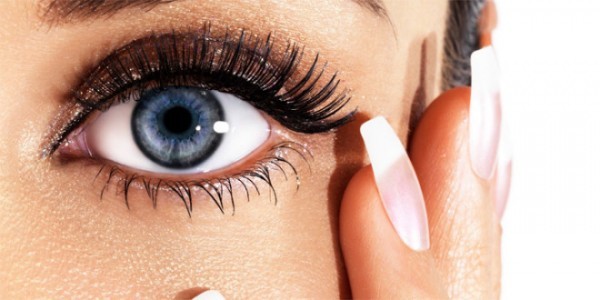 false eyelashes-