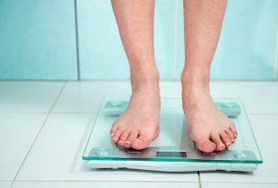 5 steps to weigh yourself the right way