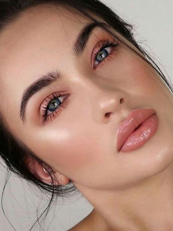 Simple, Beautiful and Elegant Makeup