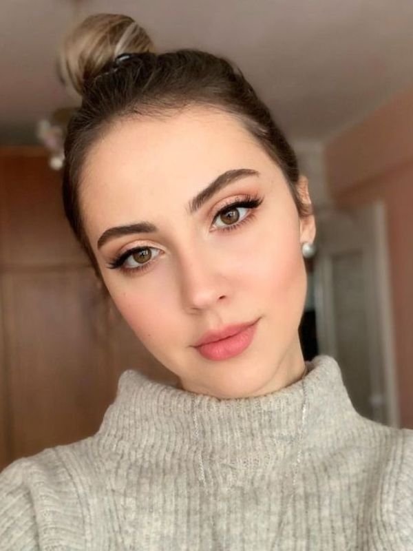 Simple, Beautiful and Elegant Makeup