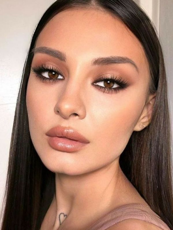 Simple, Beautiful and Elegant Makeup