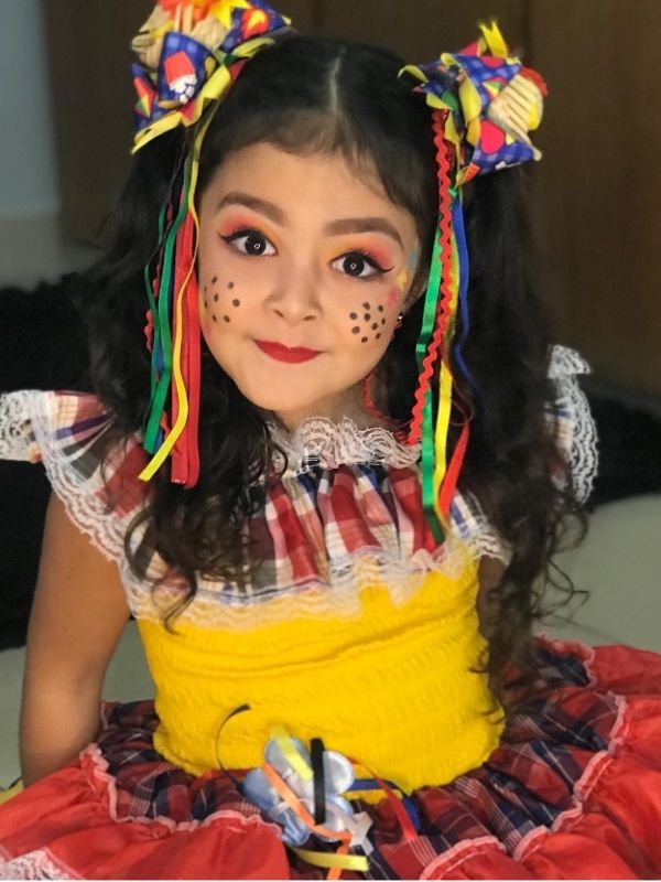 makeup for children's June party