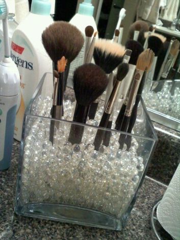 store makeup brushes