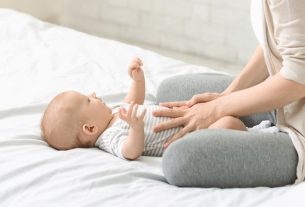 6 simple tips to relieve baby's gas