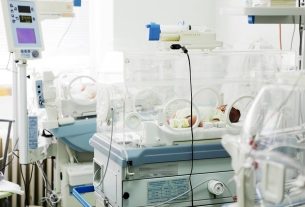 Neonatal ICU: why the baby may need to be hospitalized