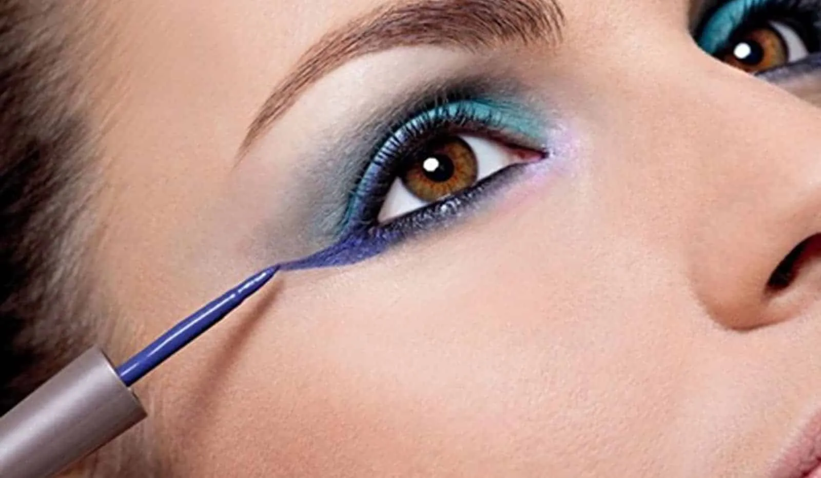 Learn how to use colorful eyeliner and rock your makeup