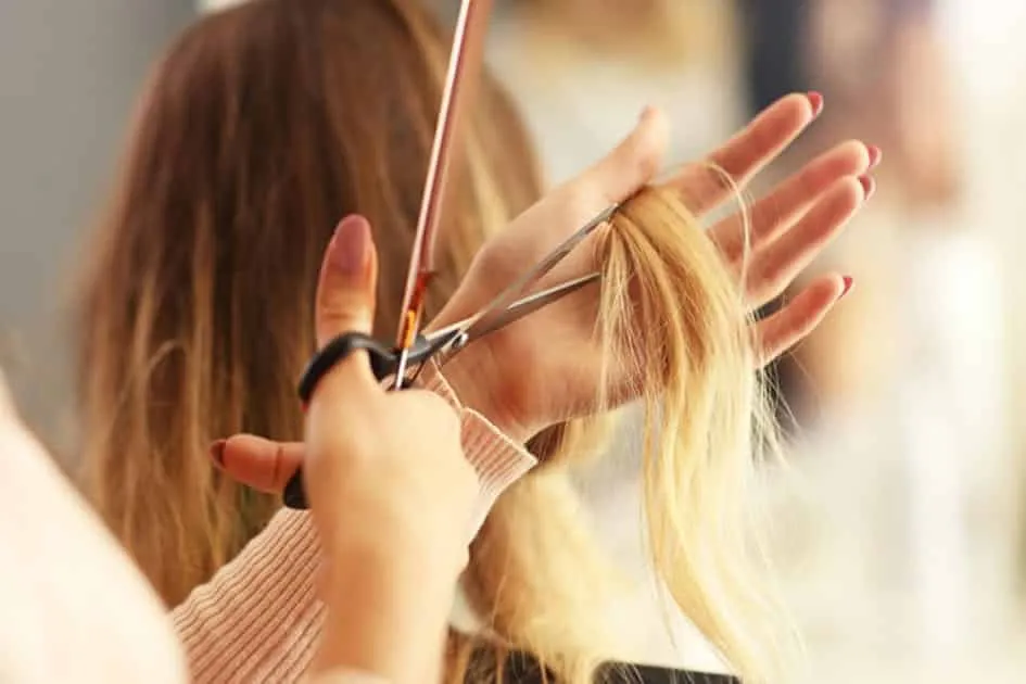 The tricks every blonde woman should know and use