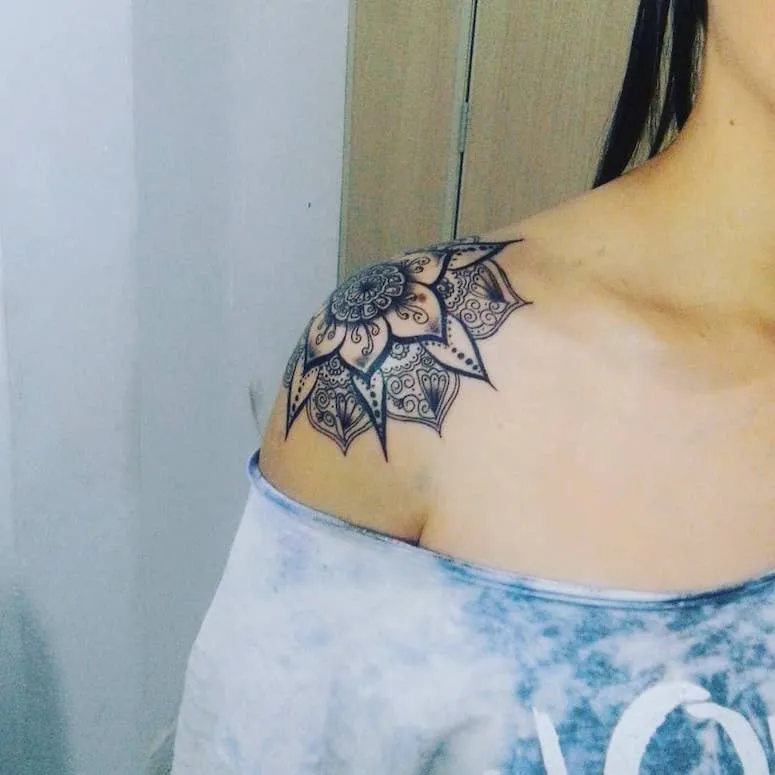 50 shoulder tattoo possibilities that you can adopt