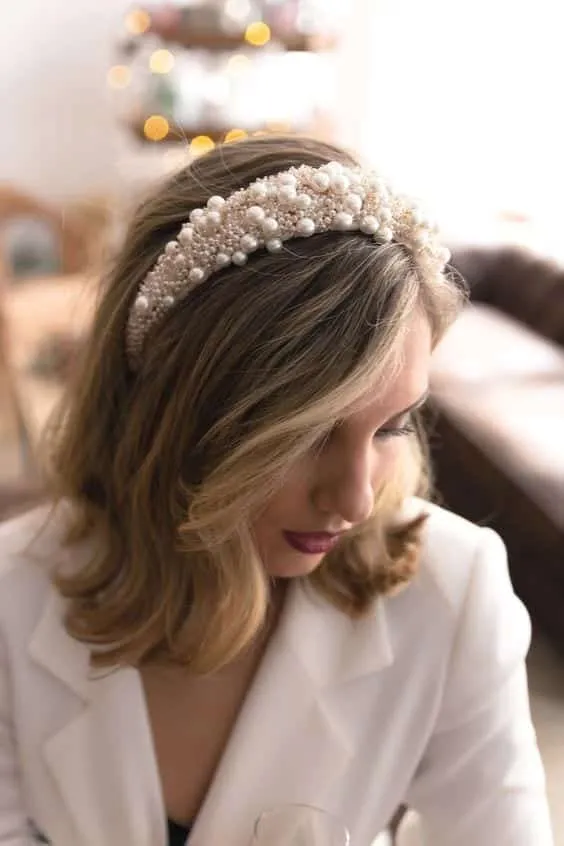 Tiara - 13 photos of the fashion trend that is coming back