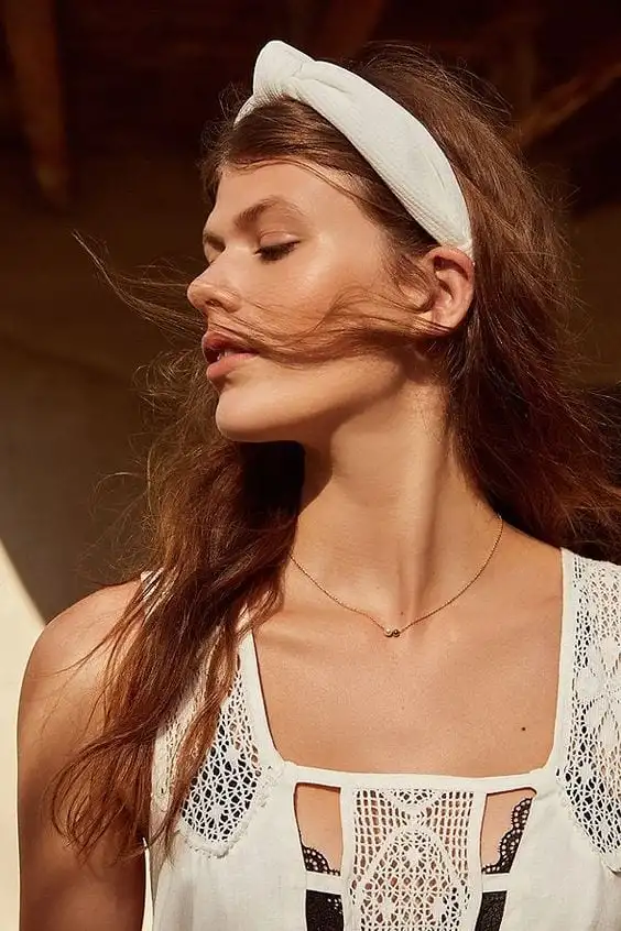 Tiara - 13 photos of the fashion trend that is coming back