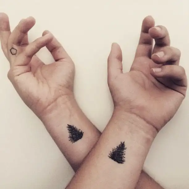 50 Stylish and Wonderful Sister Tattoo Ideas