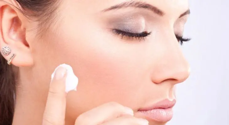 4 simple steps to take care of oily skin (health)