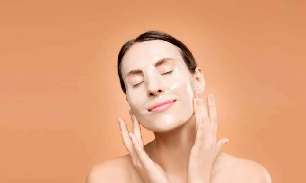 How to hydrate dry skin?  Basic care for healthy skin