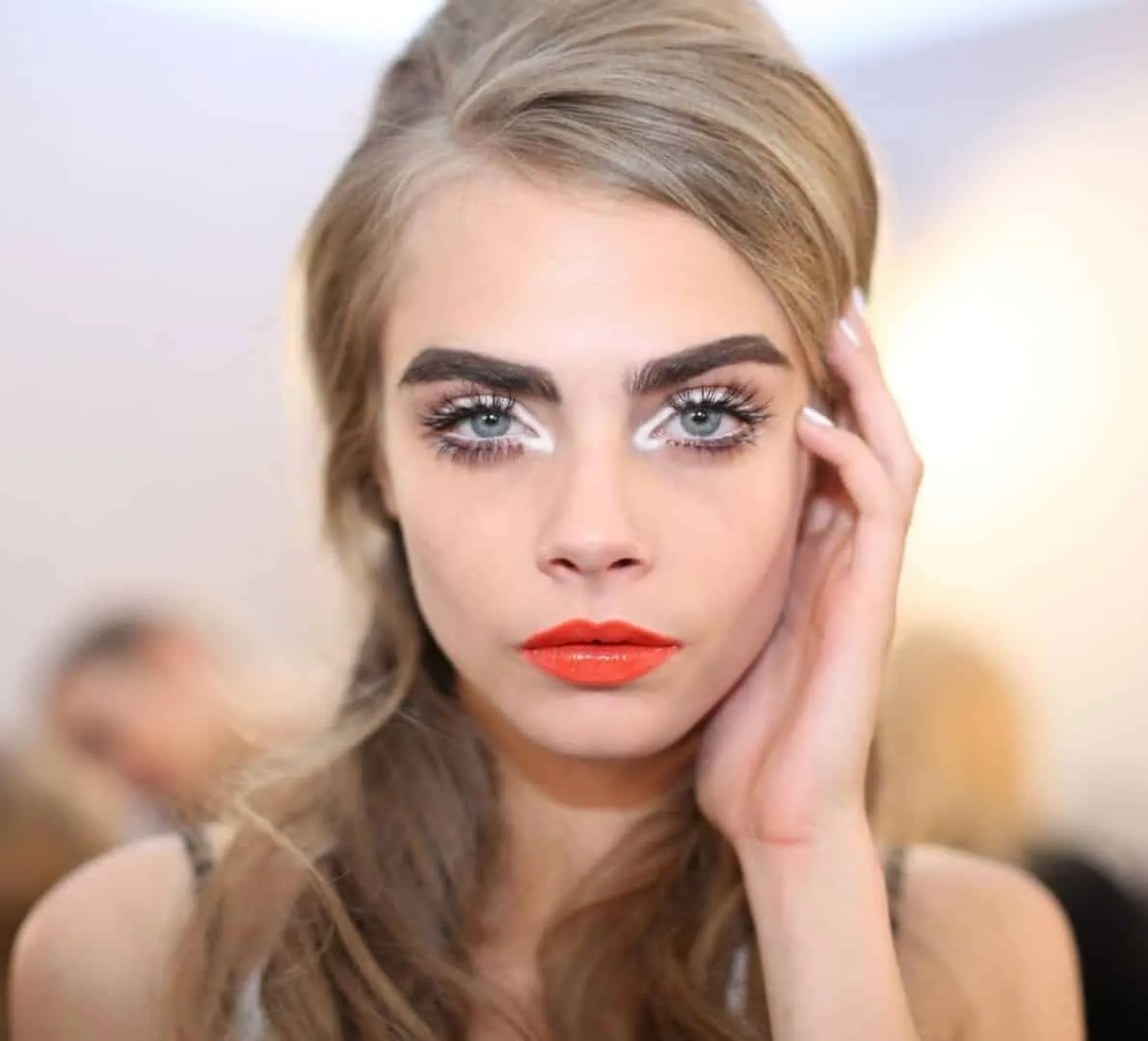 White Eyeliner - learn how to use this new trend