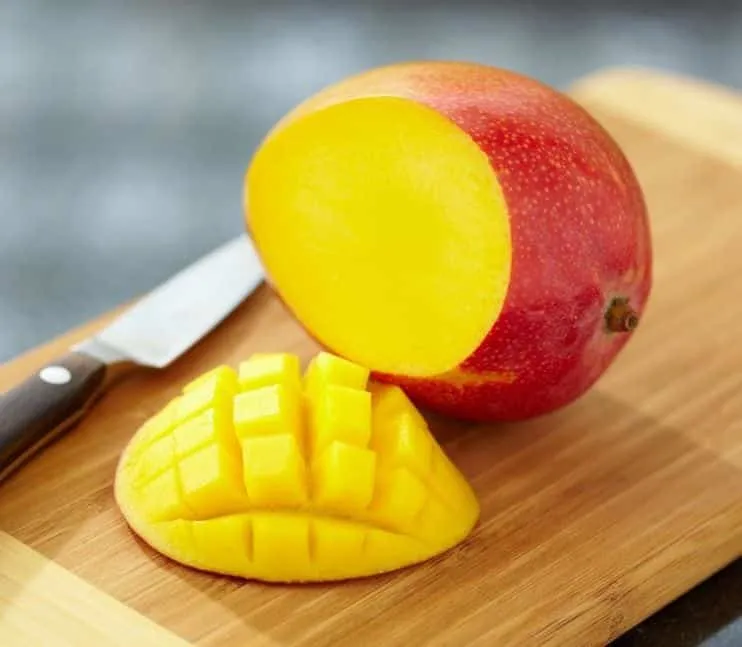 8 fruits that make you fat and can be the villains of your diet (if you overdo it)