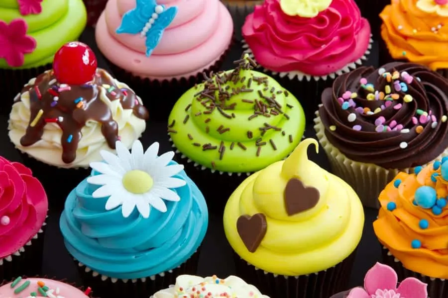 Cupcake, learn about its history and see two easy-to-make recipes