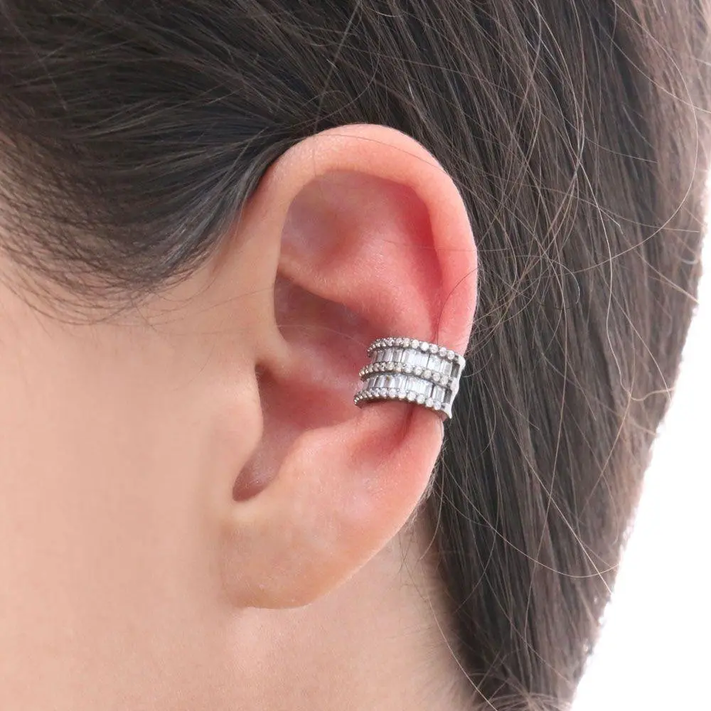 Ear cuff - Qu'est-ce que c'est, comment l'utiliser et + 5 avantages de l'utiliser dans votre oreille