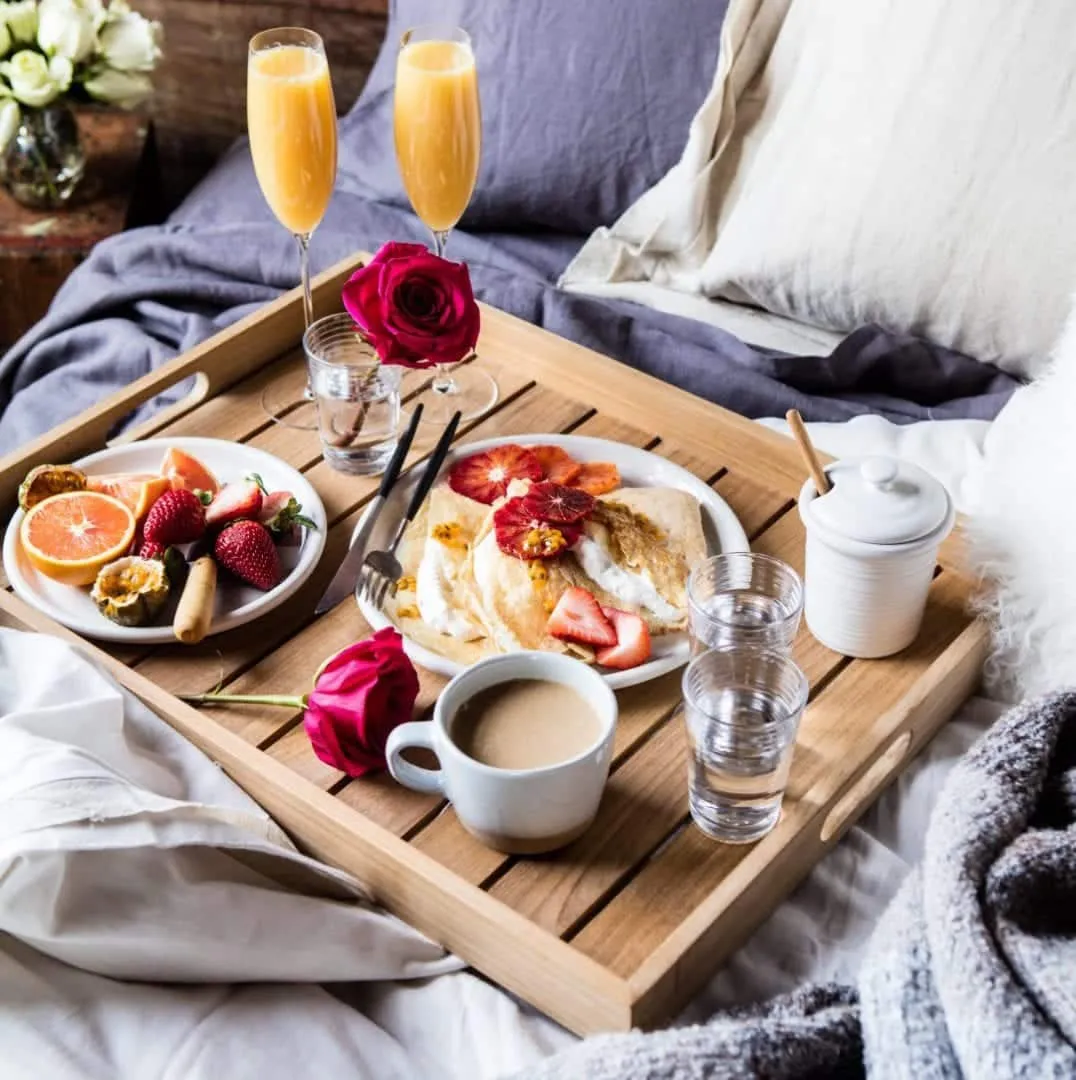 Breakfast in bed – Tips and ideas for you to have a great surprise