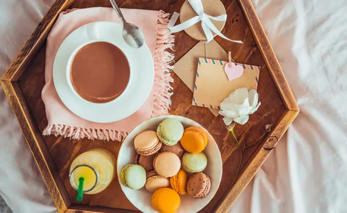 Breakfast in bed – Tips and ideas for you to have a great surprise