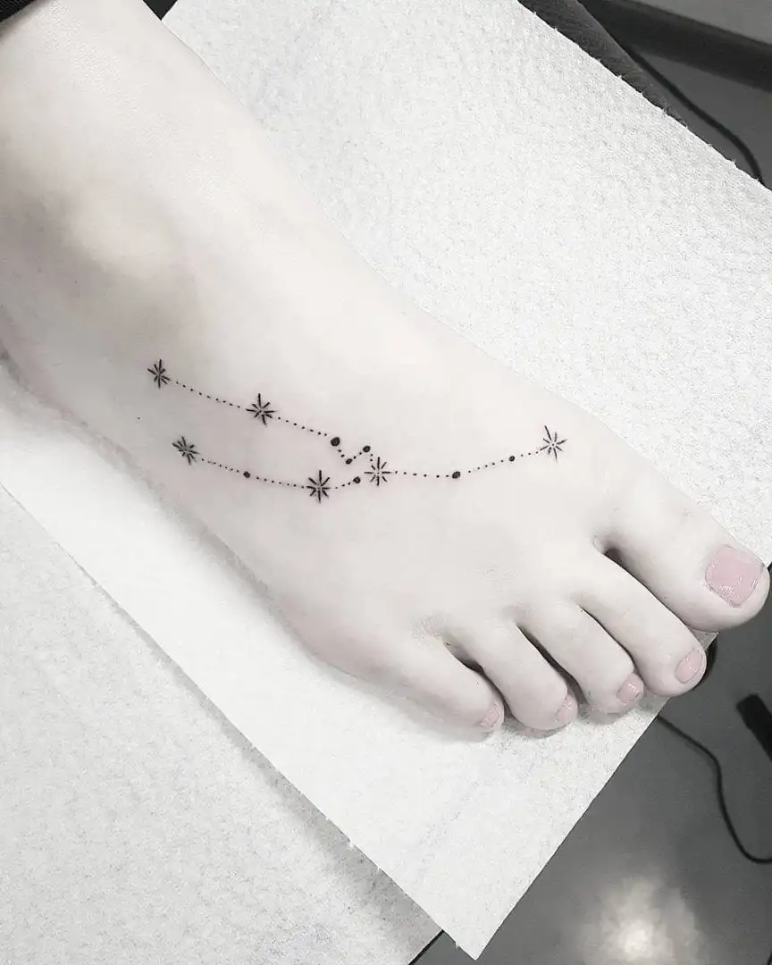 We've selected more than 100 of the photos of tattoo on foot for you