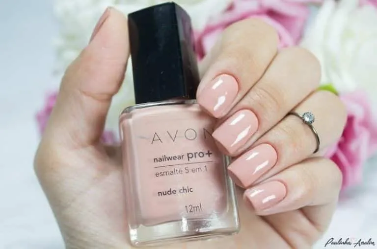 Nude nails: when to use them and 100 photos to inspire you!