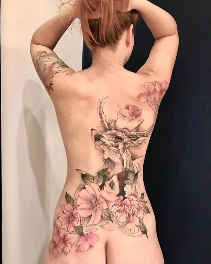 More than 60 tips from a tattoo on the back for you to get inspired