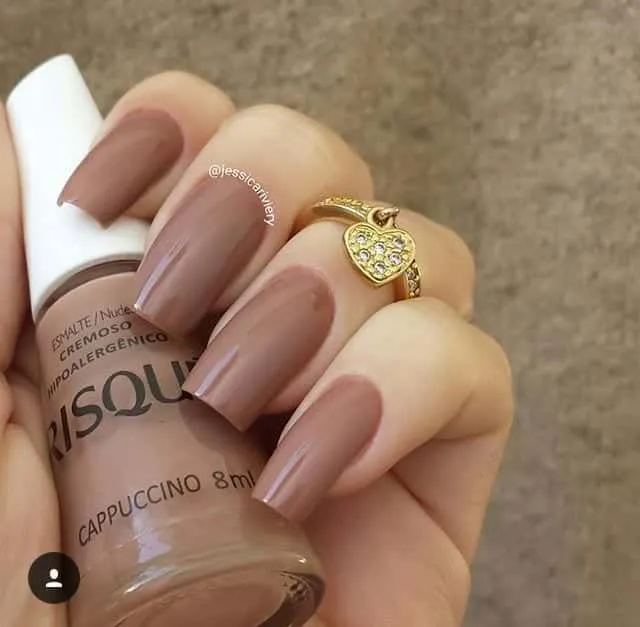 Nude nails: when to use them and 100 photos to inspire you!