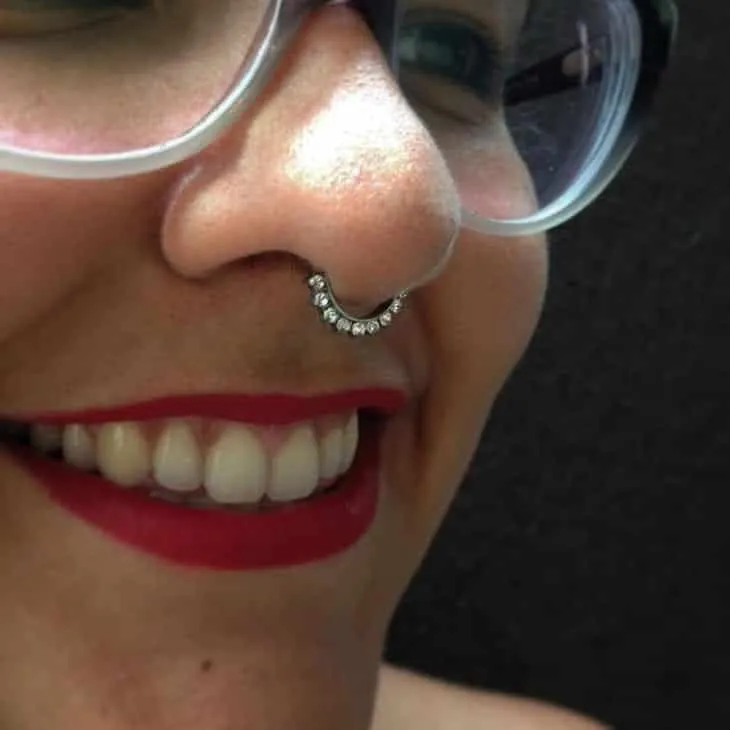 Septum piercing - see everything you need to know before getting pierced