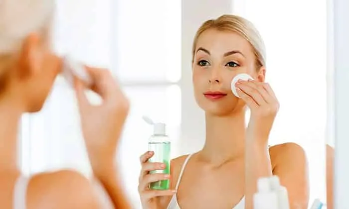 Tónico facial - Qué es, para qué sirve, beneficios y recomendaciones de productos