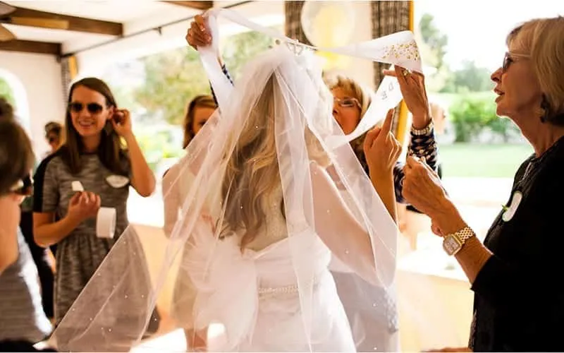 8 bridal shower games to entertain everyone!