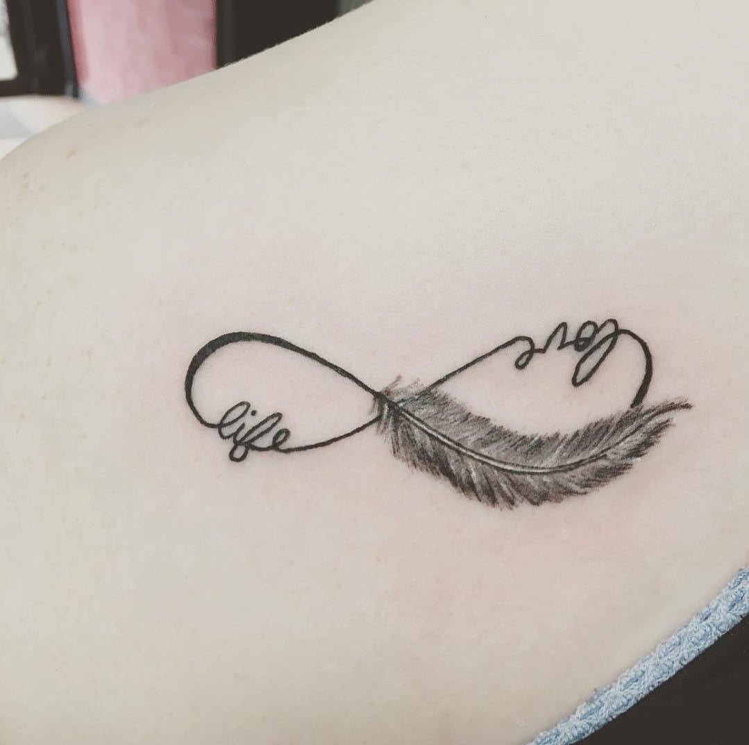 10 infinity tattoos for you to get inspired and make the right choice!