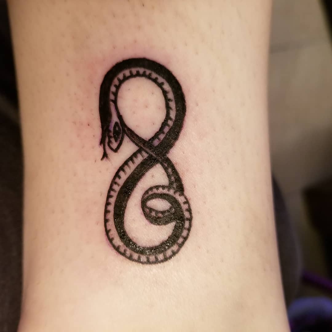 10 infinity tattoos for you to get inspired and make the right choice!