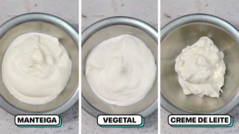 Três tigelas com chantilly de versões diferentes: de manteiga, de gordura vegetal e creme de leite