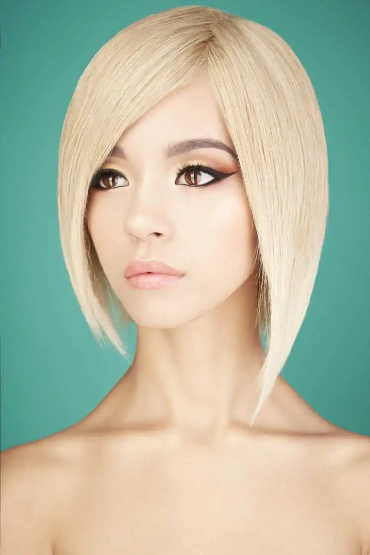 hairstyle for oval face, long bob