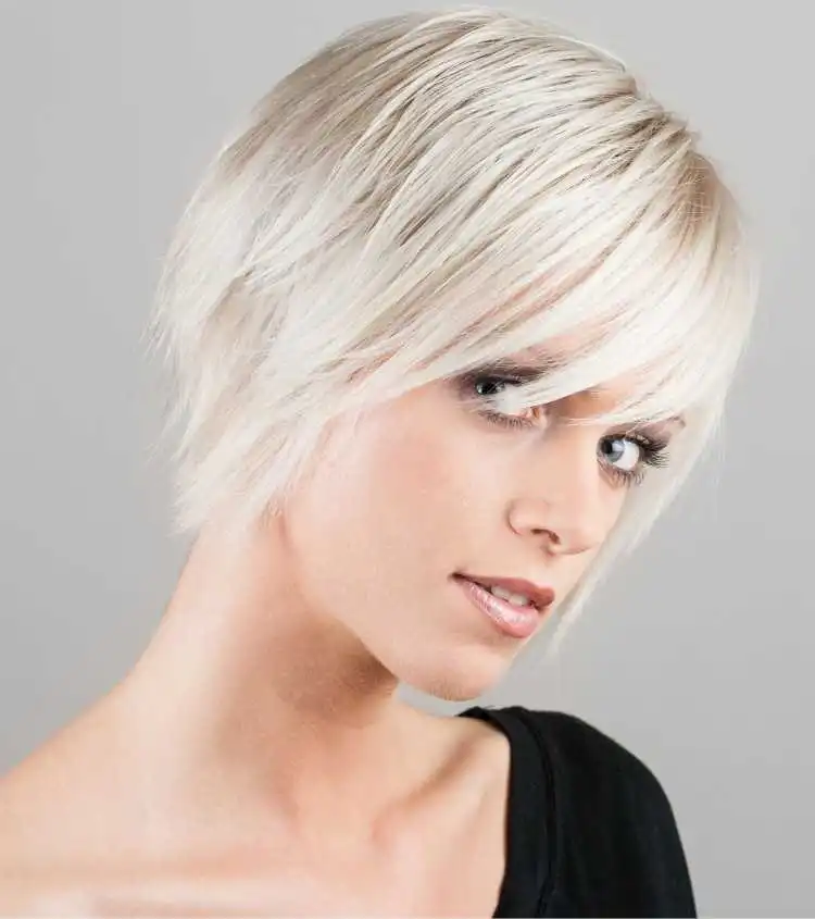 Haare Pixie dunkles Fleisch