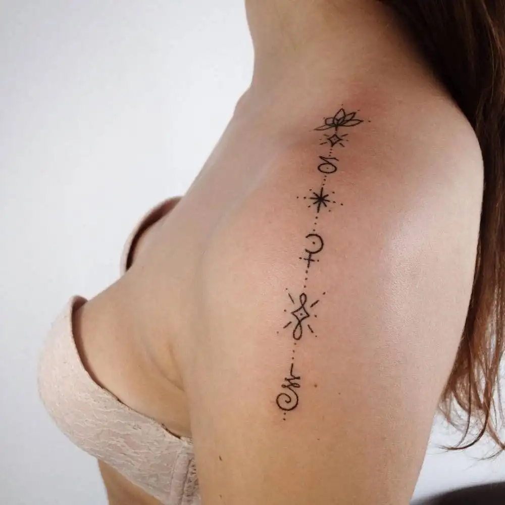 Tatuaggio sulla spalla: 50 idee per ispirarti