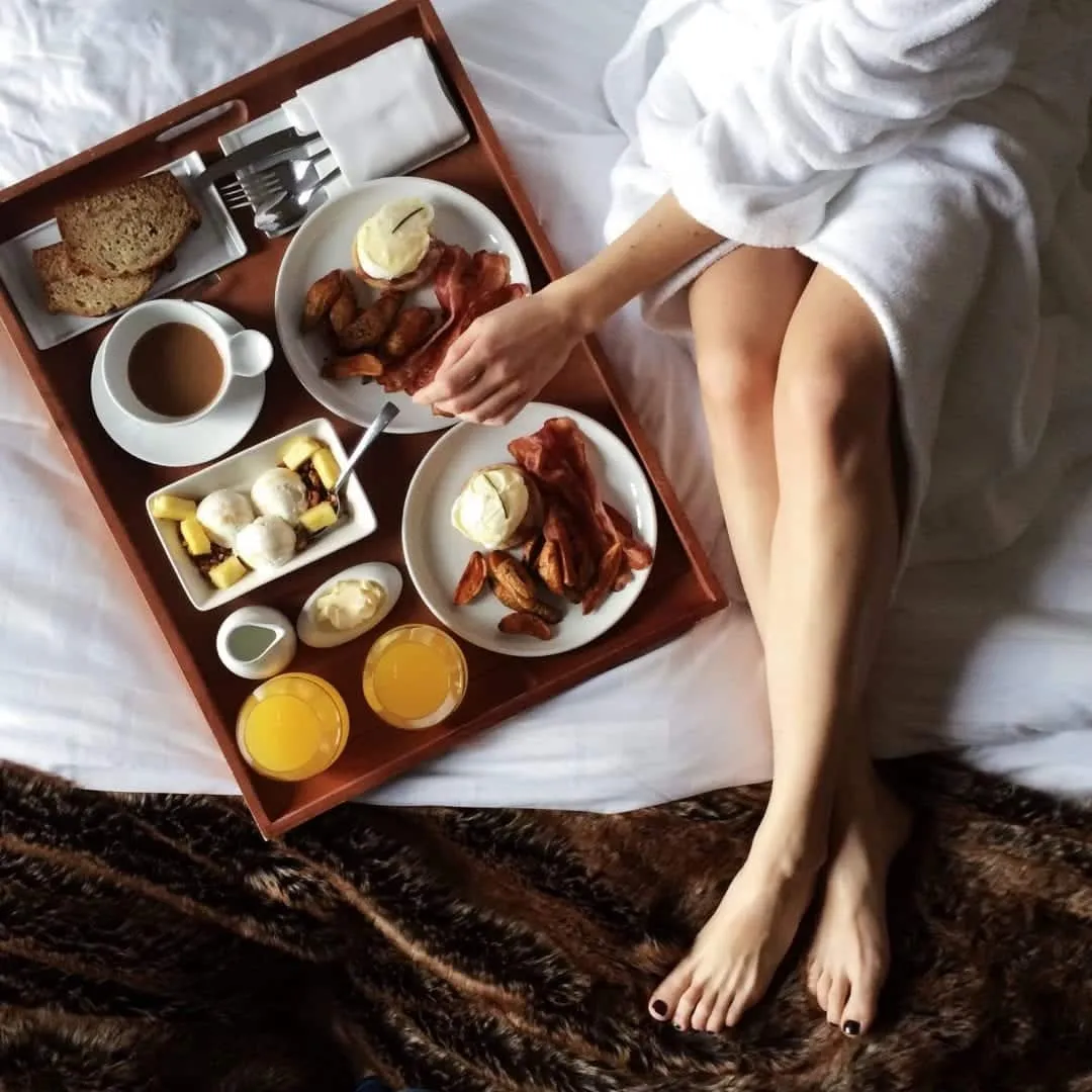 Breakfast in bed – Tips and ideas for you to have a great surprise