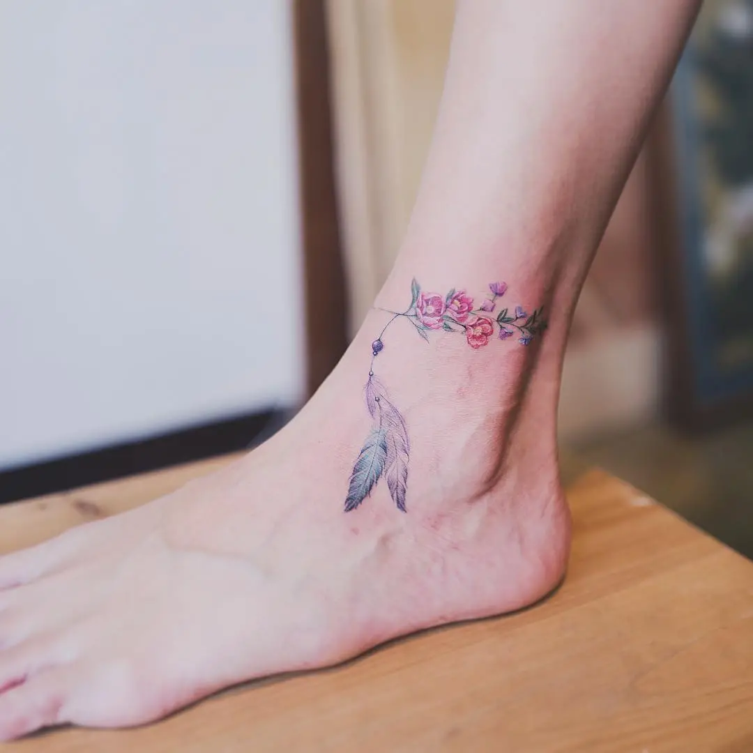 We've selected more than 100 of the photos of tattoo on foot for you