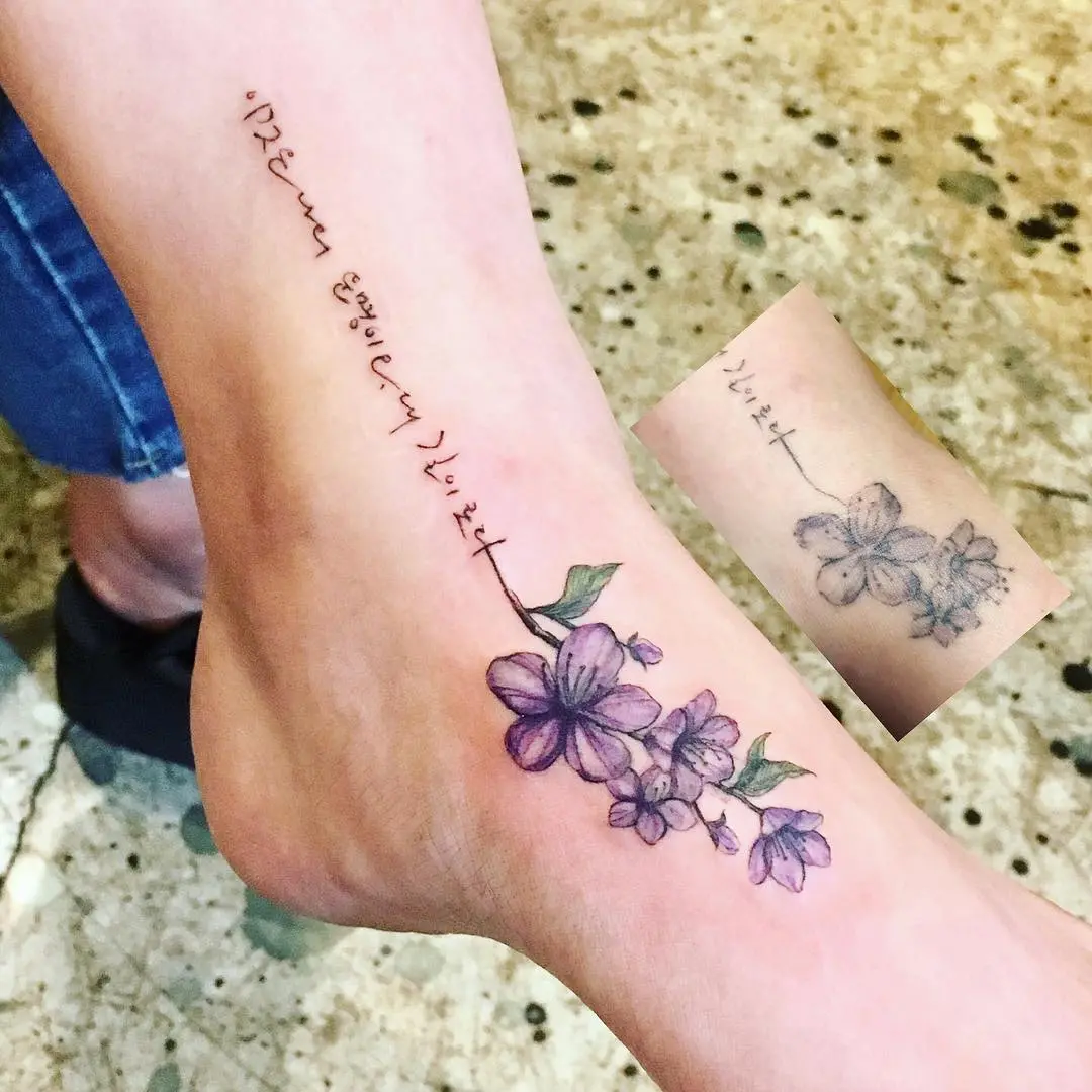 We've selected more than 100 of the photos of tattoo on foot for you