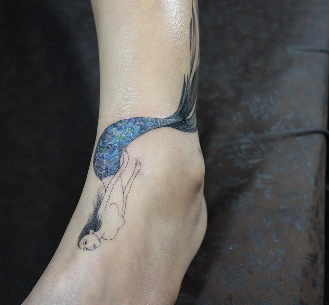 We've selected more than 100 of the photos of tattoo on foot for you