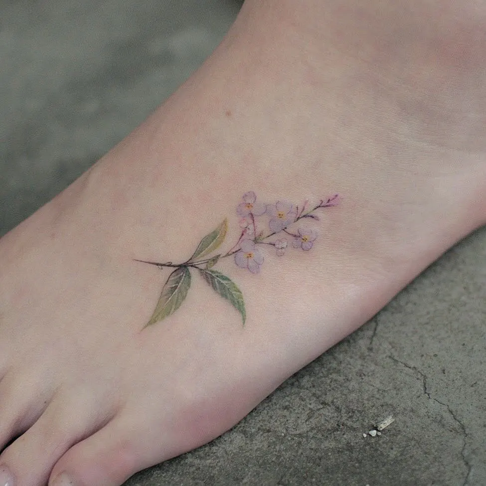 We've selected more than 100 of the photos of tattoo on foot for you