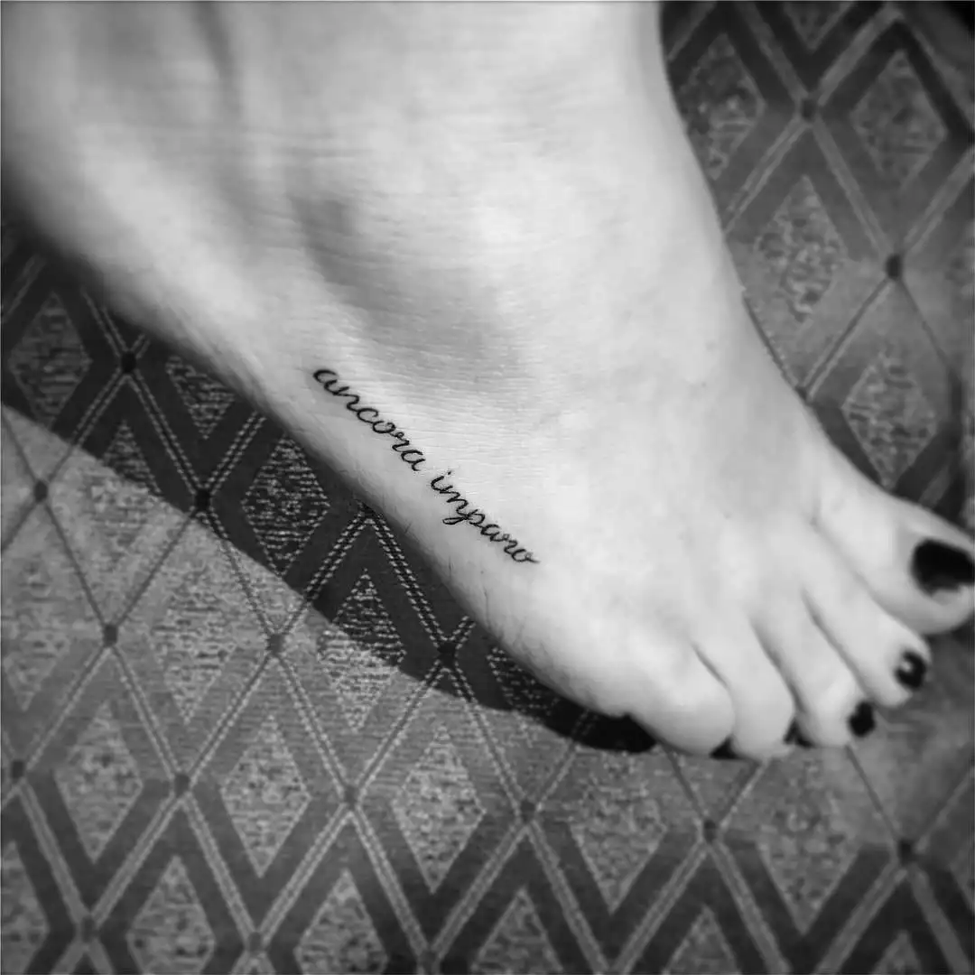 We've selected more than 100 of the photos of tattoo on foot for you