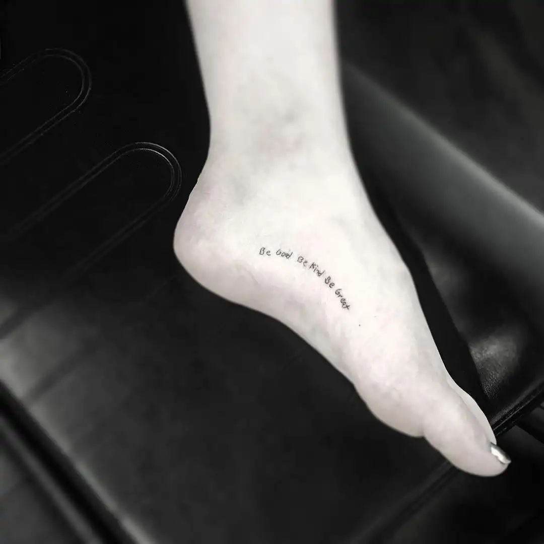 We've selected more than 100 of the photos of tattoo on foot for you