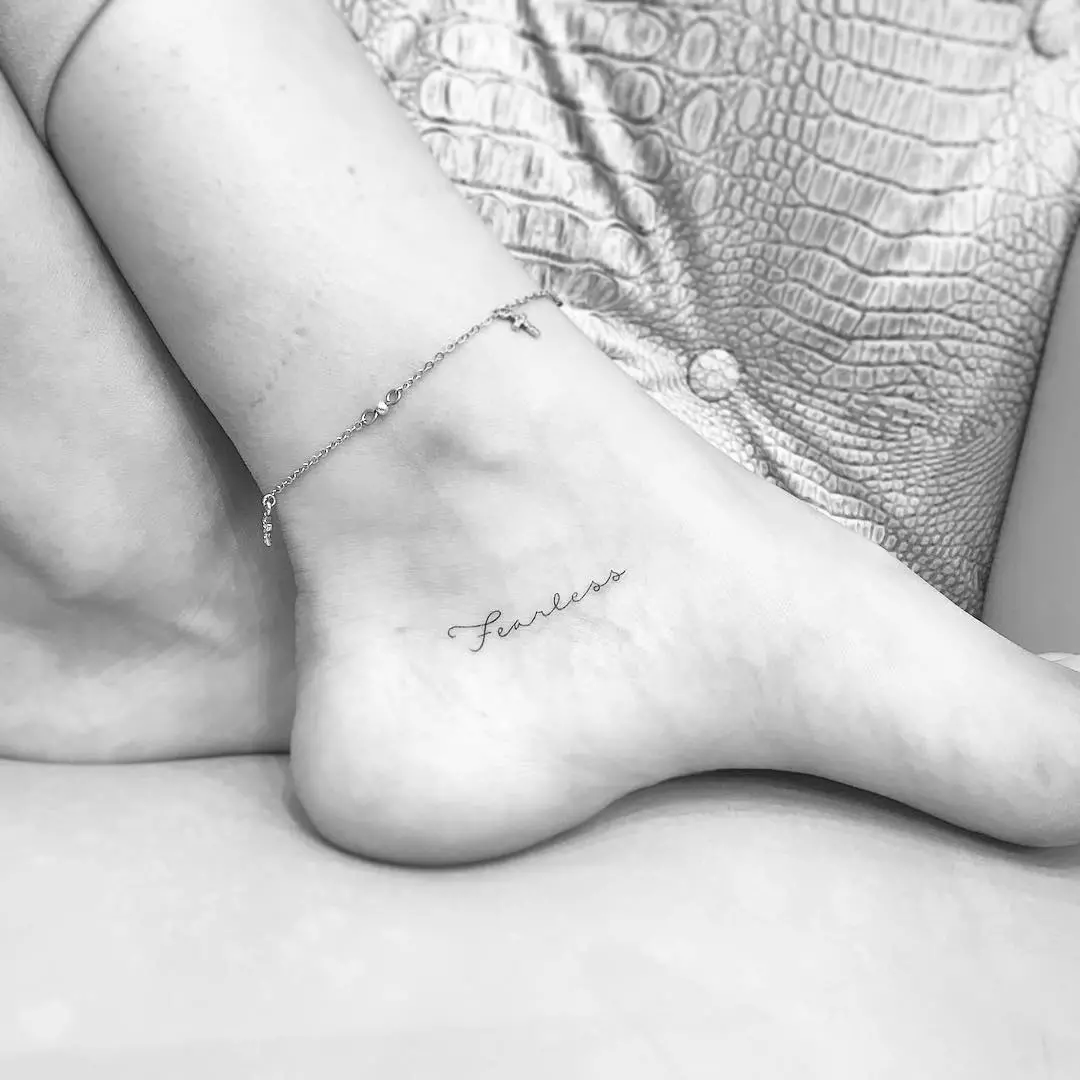 We've selected more than 100 of the photos of tattoo on foot for you