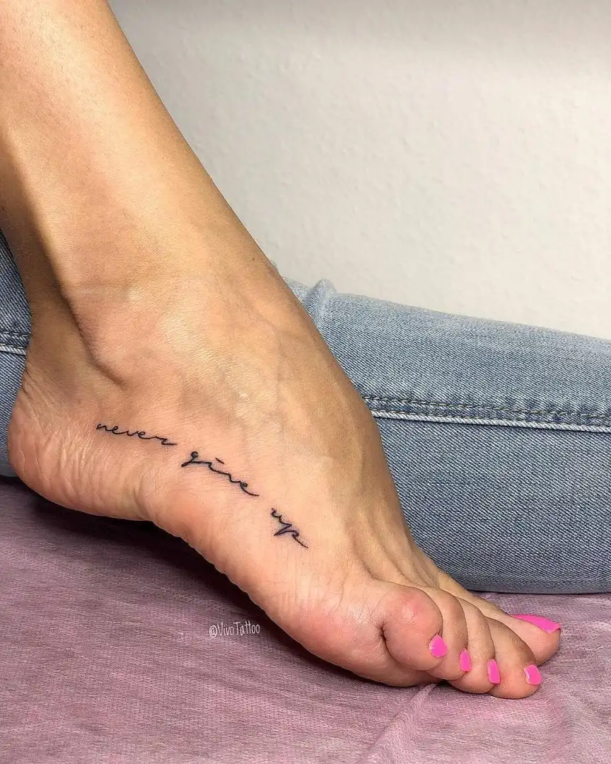 We've selected more than 100 of the photos of tattoo on foot for you